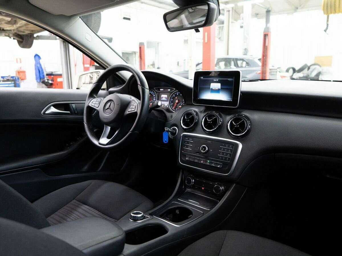 Mercedes-Benz A-Класс с пробегом — 2016 год. Фото: #15