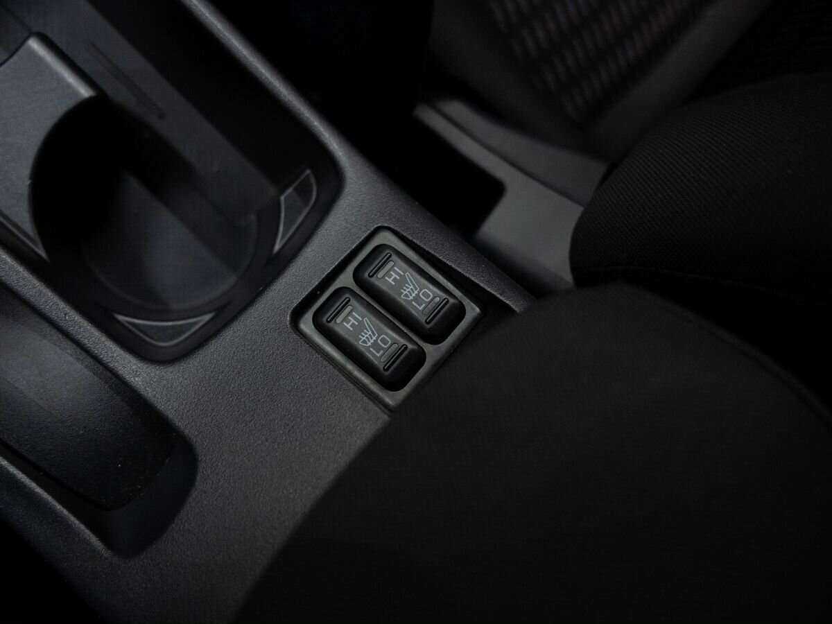 Mitsubishi Lancer с пробегом — 2012 год. Фото: #12