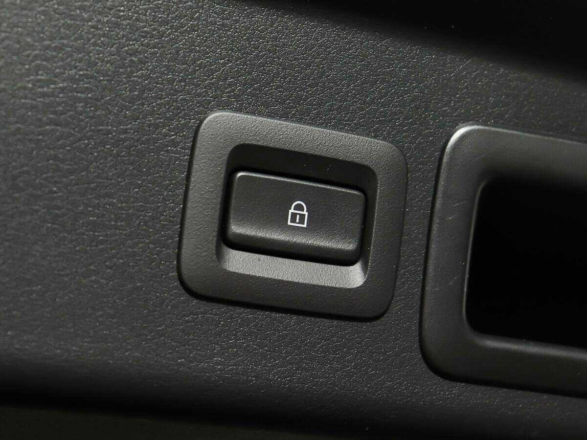 Mazda CX-30 с пробегом — 2021 год. Фото: #16