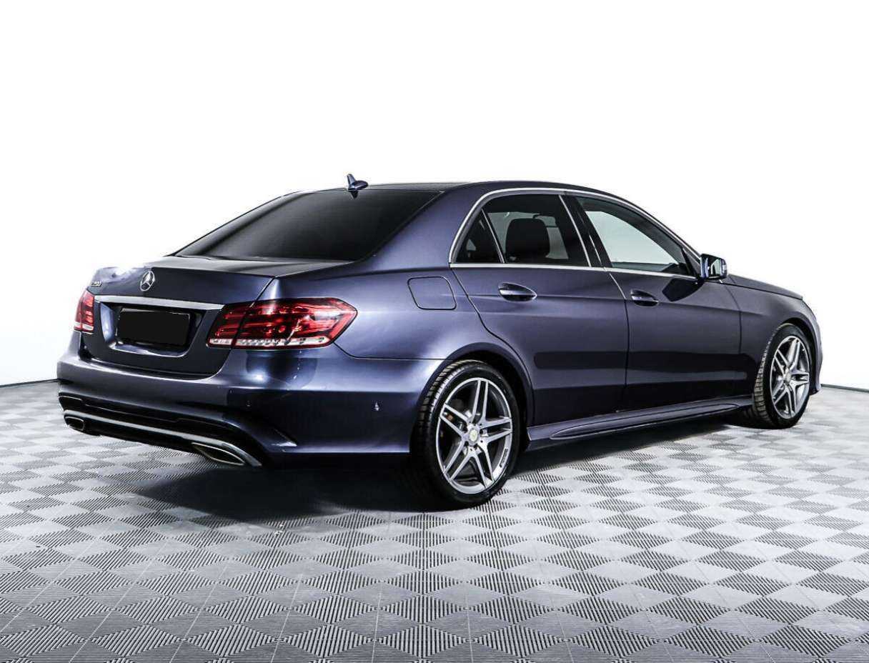 Mercedes-Benz E-Класс с пробегом — 2015 год. Фото: #4