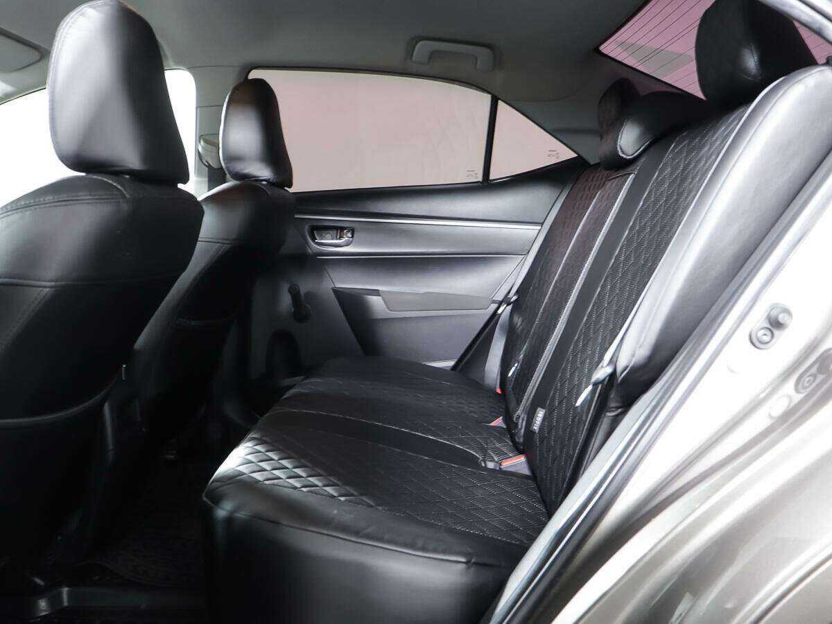 Toyota Corolla с пробегом — 2016 год. Фото: #9