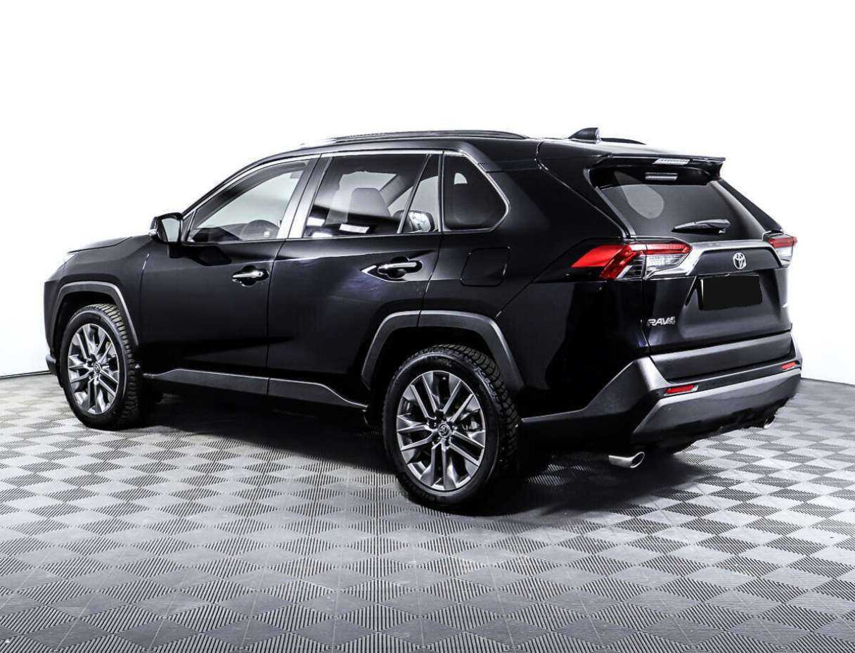 Toyota RAV4 с пробегом — 2019 год. Фото: #6