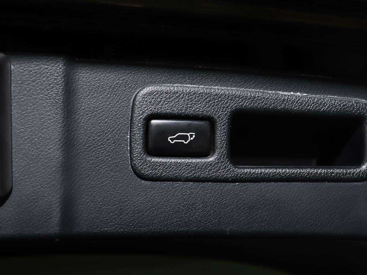 Lexus NX с пробегом — 2015 год. Фото: #15