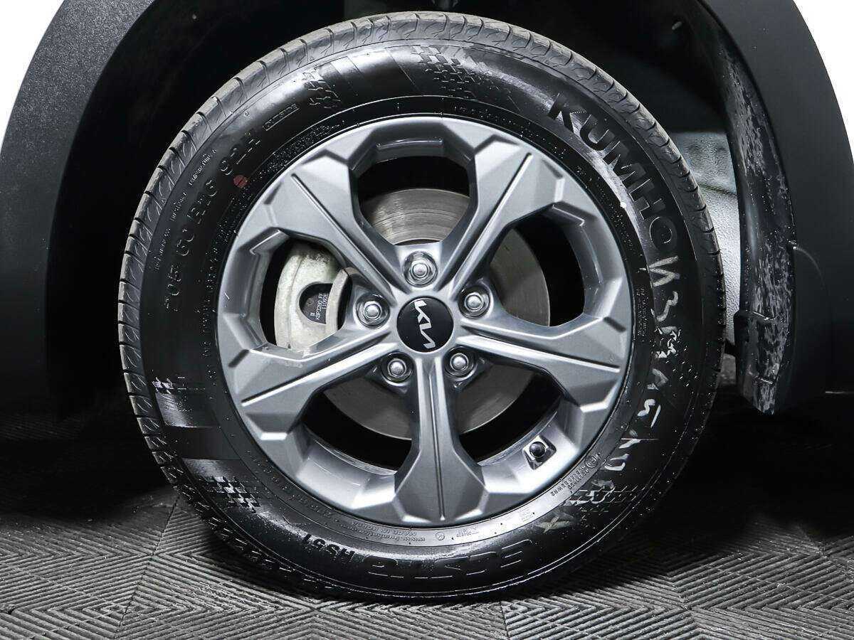 Kia Seltos с пробегом — 2023 год. Фото: #18