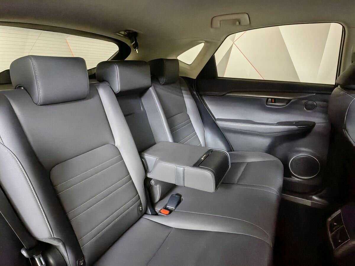 Lexus NX с пробегом — 2018 год. Фото: #12