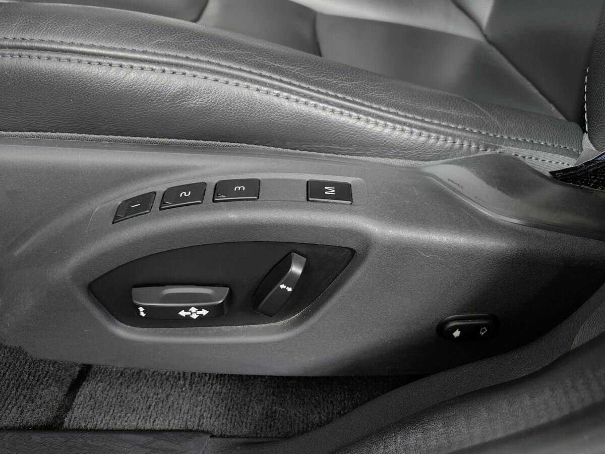 Volvo XC60 с пробегом — 2016 год. Фото: #18