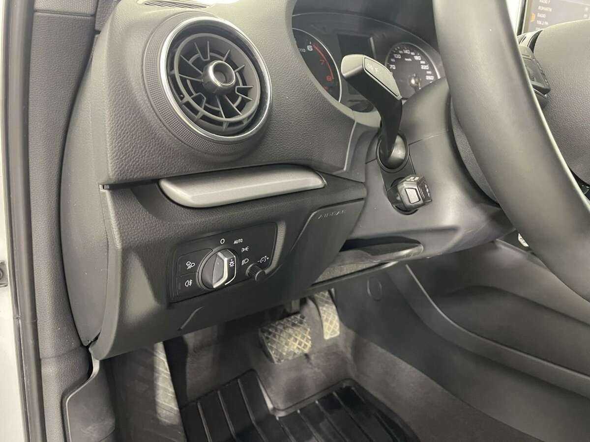 Audi A3 с пробегом — 2018 год. Фото: #8