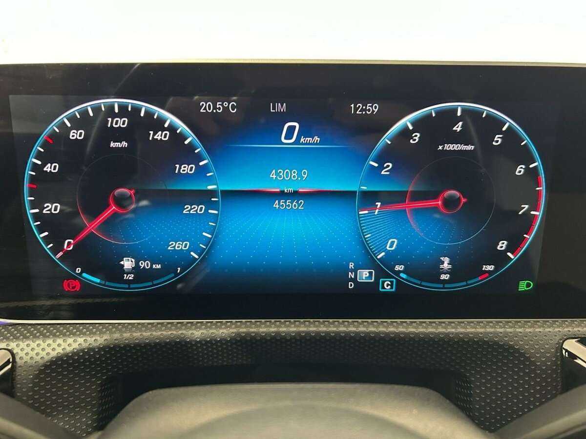 Mercedes-Benz CLA с пробегом — 2019 год. Фото: #10