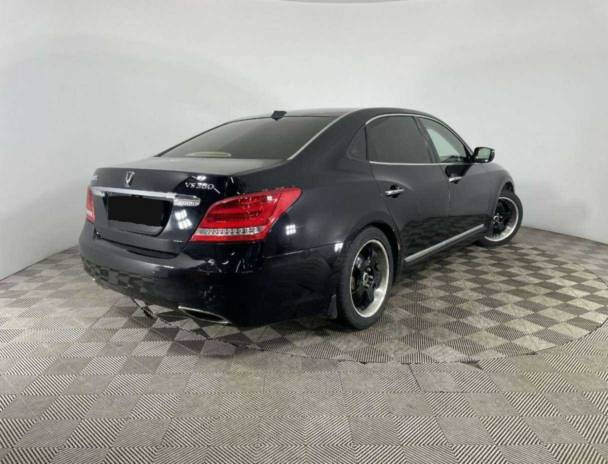 Hyundai Equus с пробегом — 2013 год. Фото: #5