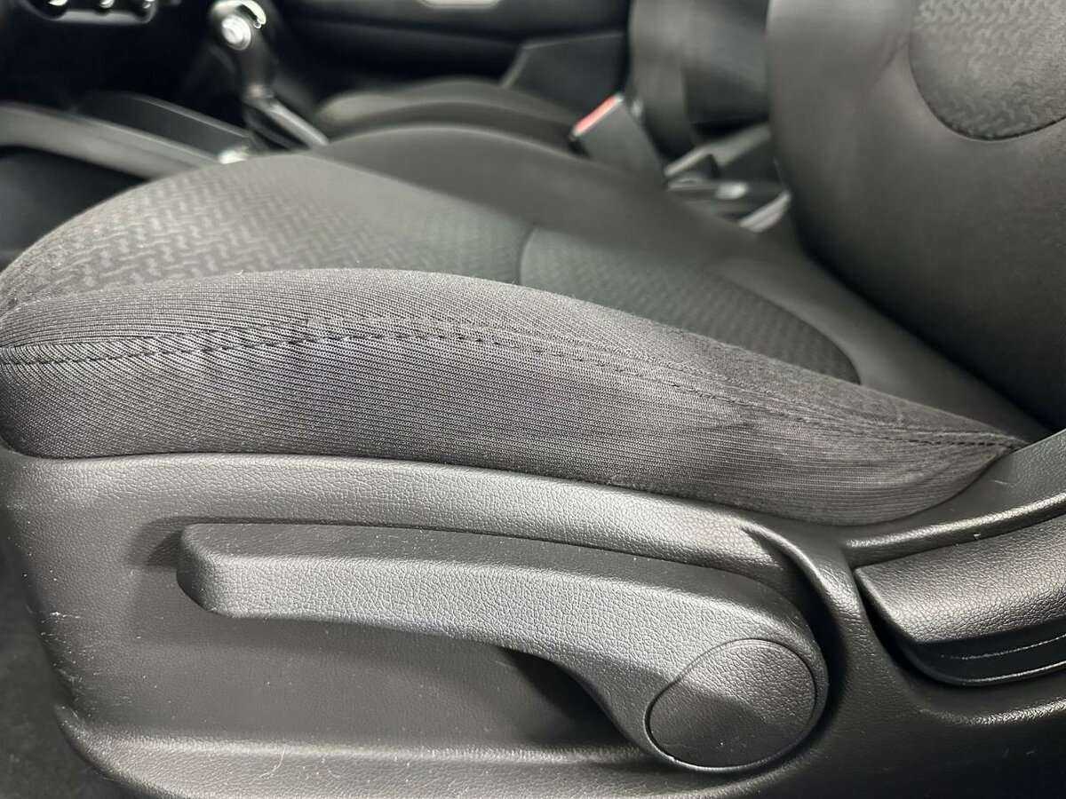 Kia Rio с пробегом — 2015 год. Фото: #7