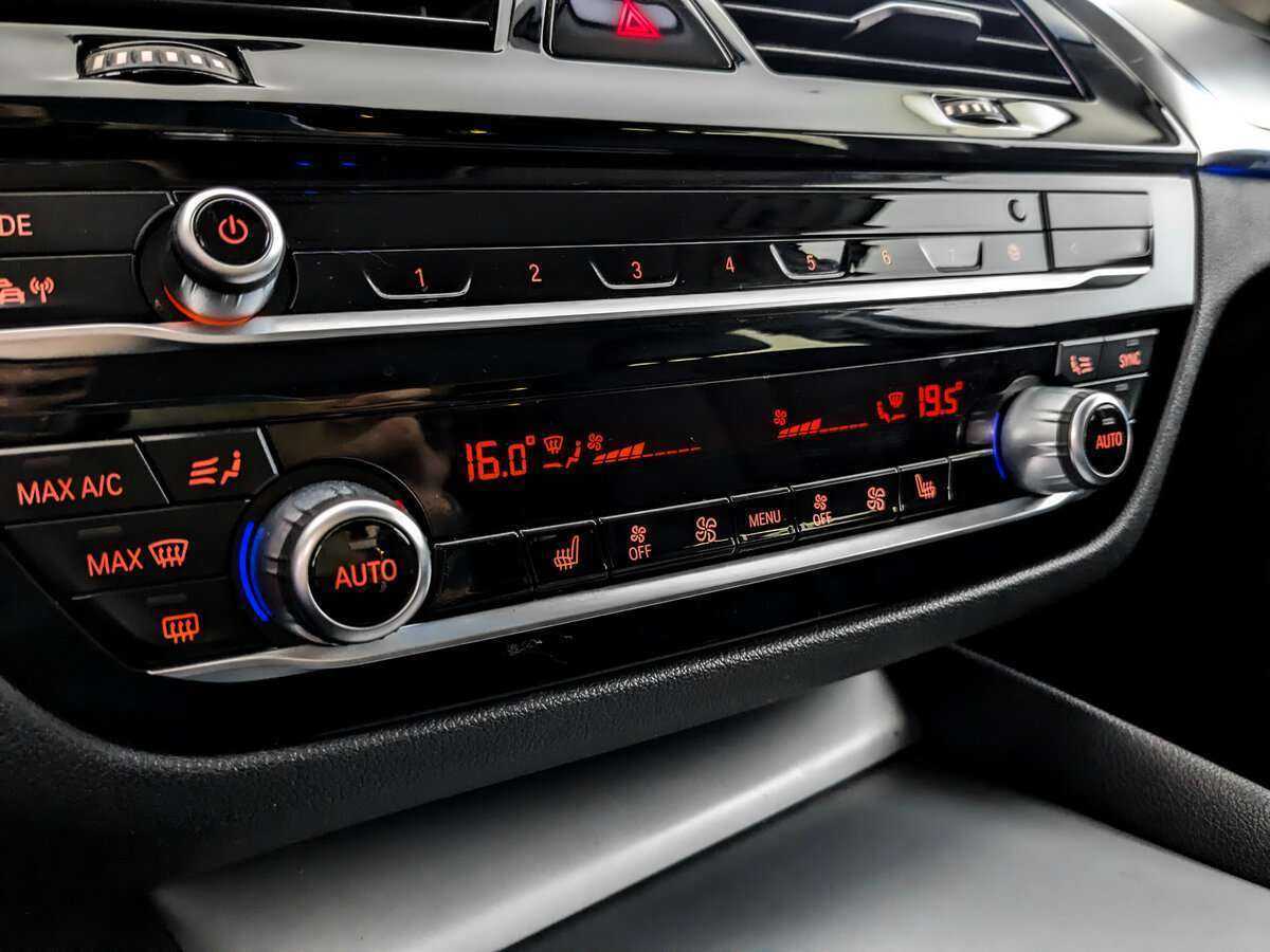 BMW 5 серии с пробегом — 2018 год. Фото: #21