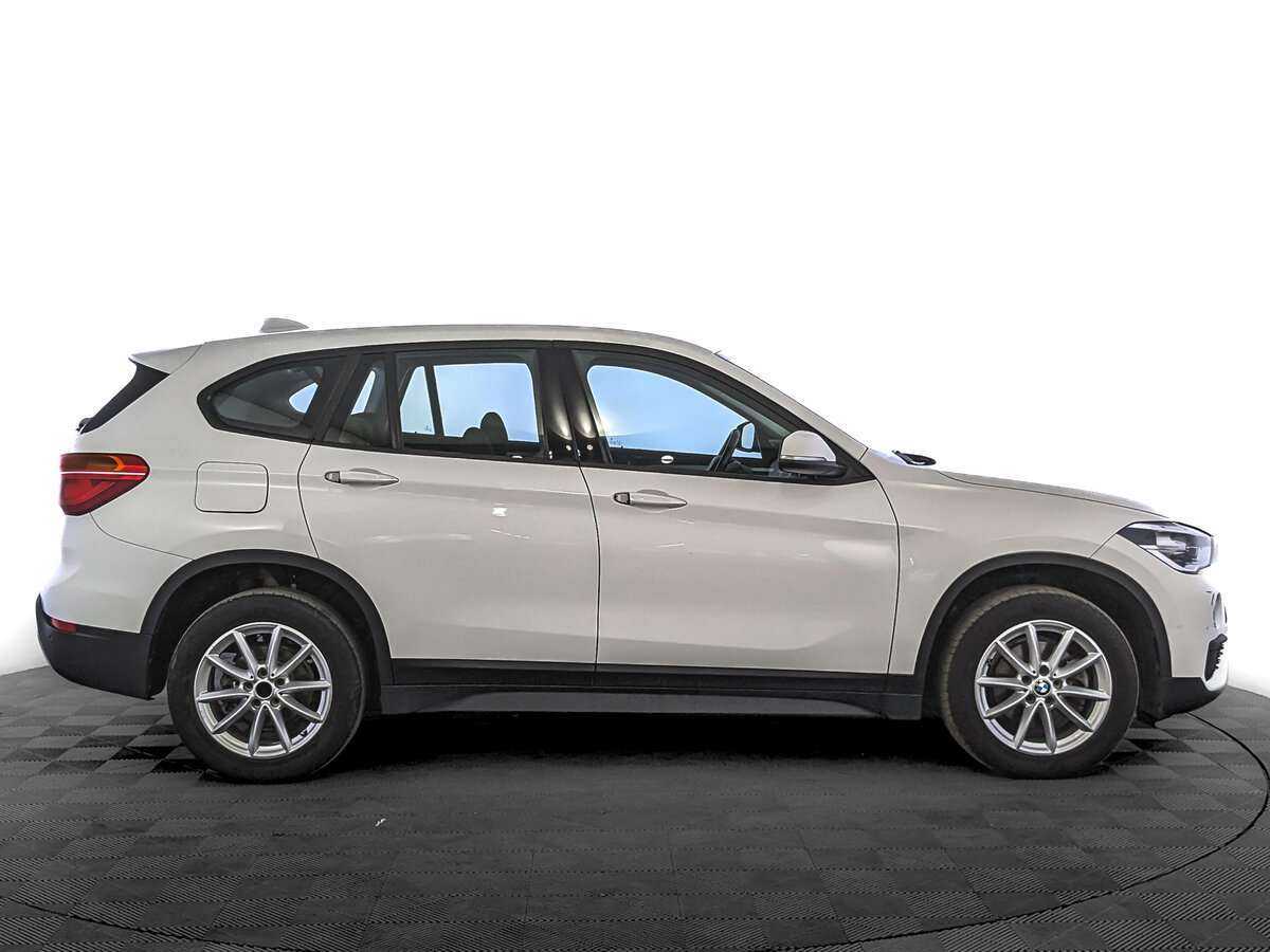 BMW X1 с пробегом — 2019 год. Фото: #3
