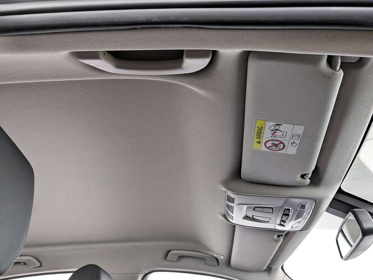 BMW 3 серии с пробегом — 2018 год. Фото: #21