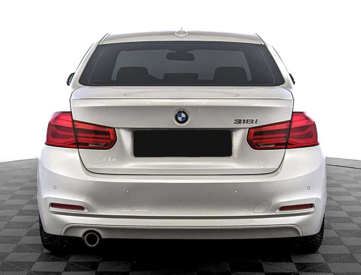 BMW 3 серии с пробегом — 2017 год. Фото: #5