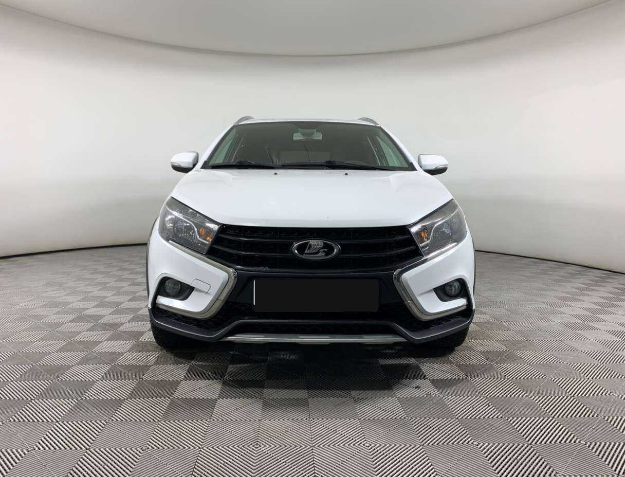 Lada (ВАЗ) Vesta с пробегом — 2018 год. Фото: #1