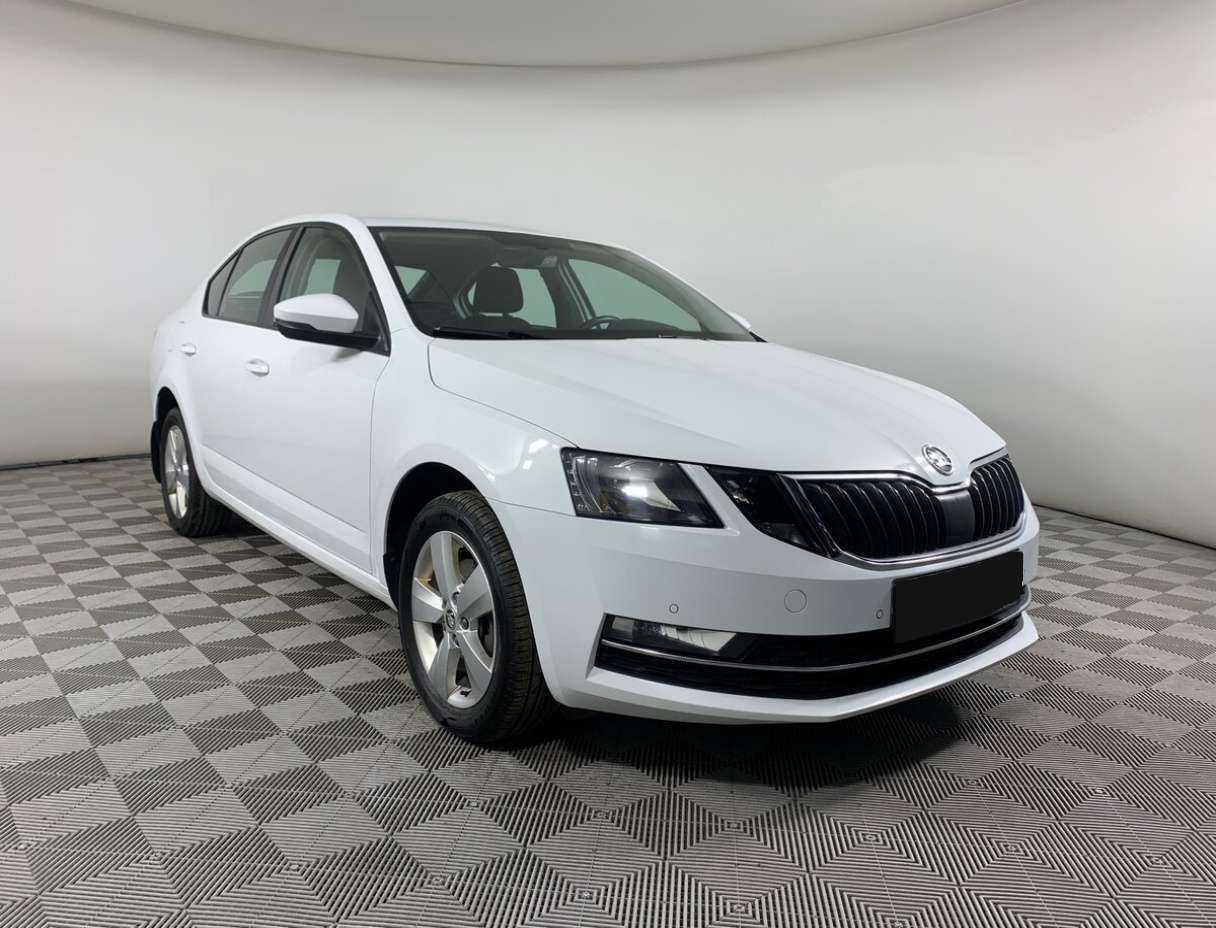 Skoda Octavia с пробегом — 2019 год. Фото: #1
