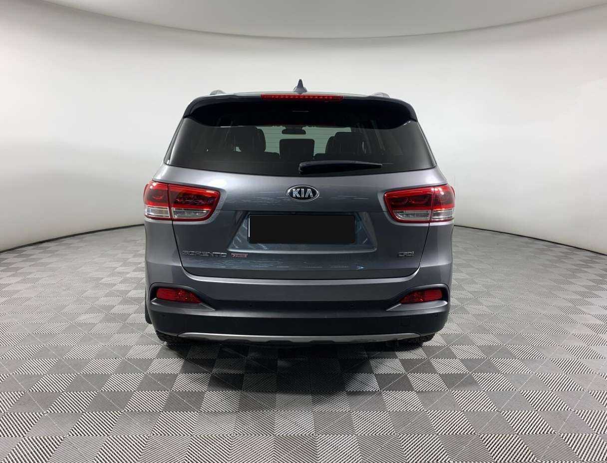 Kia Sorento с пробегом — 2016 год. Фото: #5