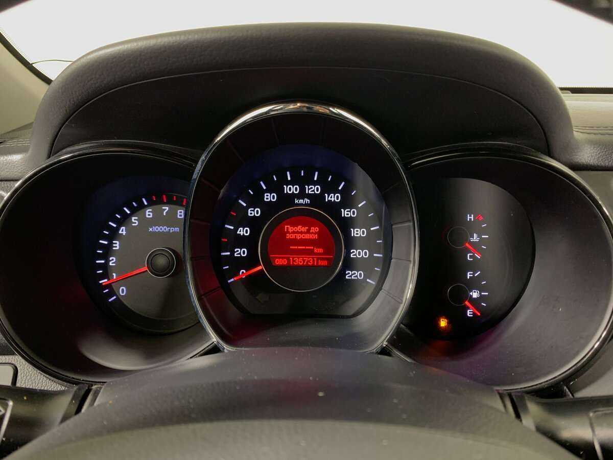 Kia Rio с пробегом — 2012 год. Фото: #14