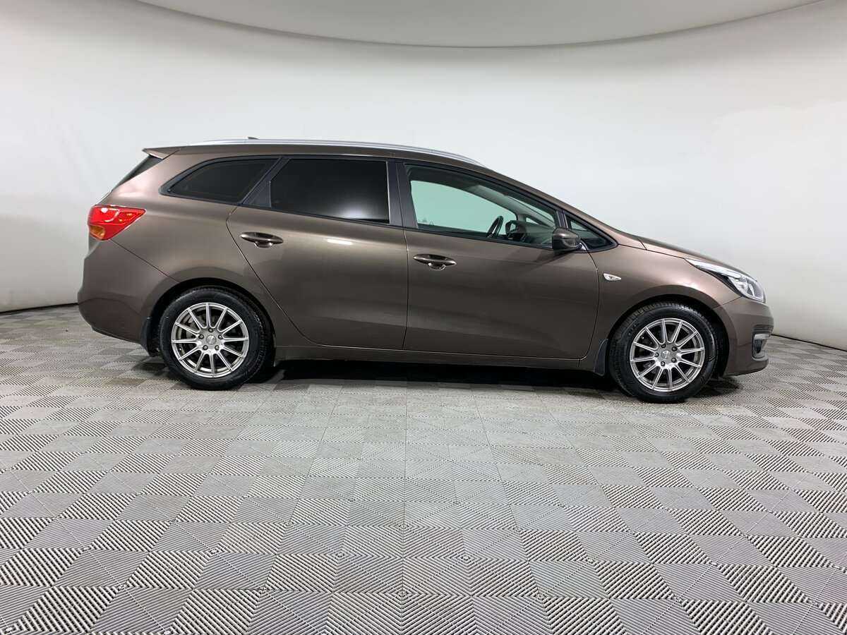 Kia Ceed с пробегом — 2017 год. Фото: #3