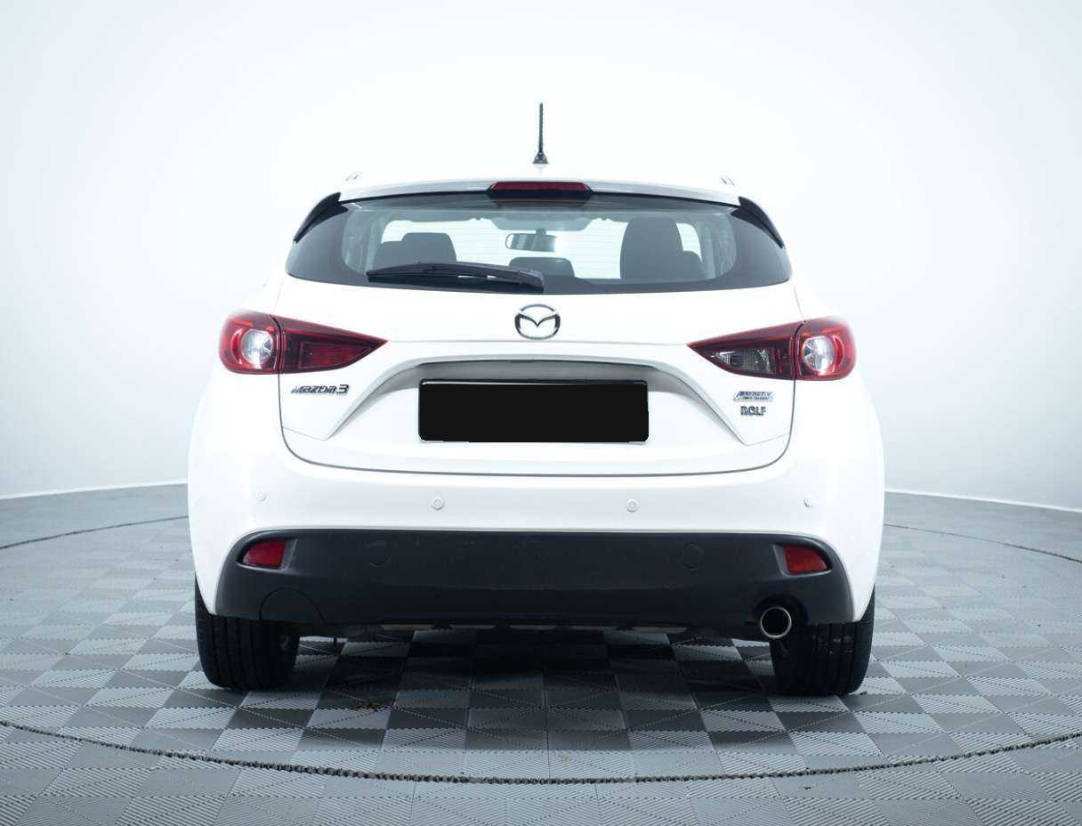 Mazda 3 с пробегом — 2014 год. Фото: #5