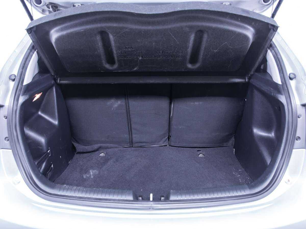 Kia Rio с пробегом — 2017 год. Фото: #8