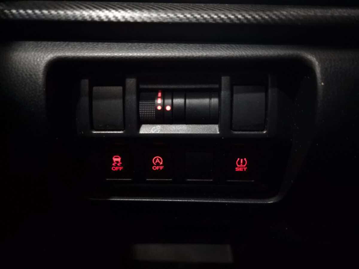 Subaru XV с пробегом — 2017 год. Фото: #12