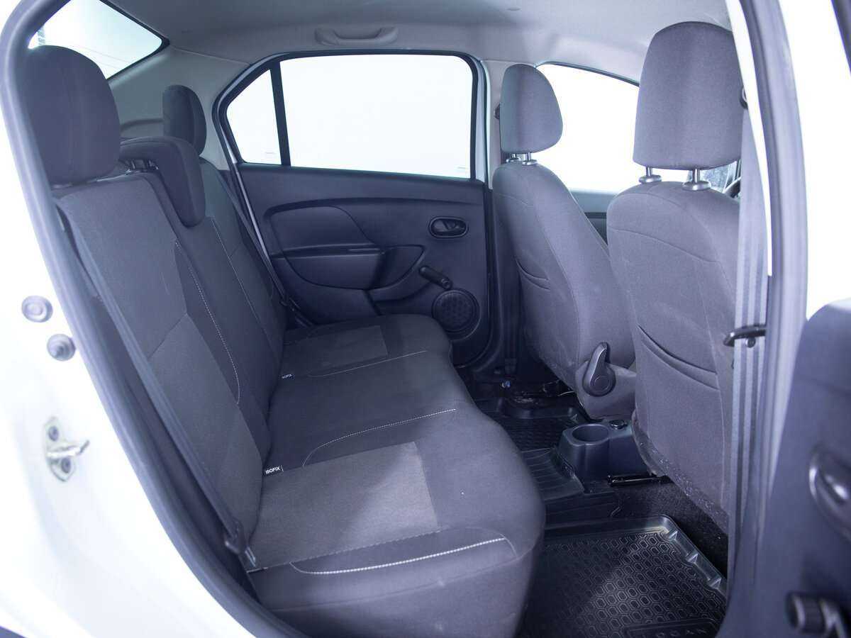 Renault Logan с пробегом — 2019 год. Фото: #9