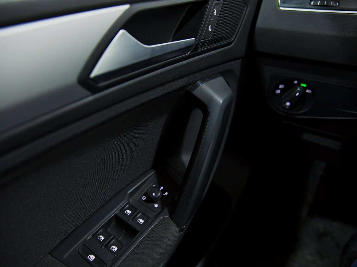 Volkswagen Tiguan с пробегом — 2020 год. Фото: #7