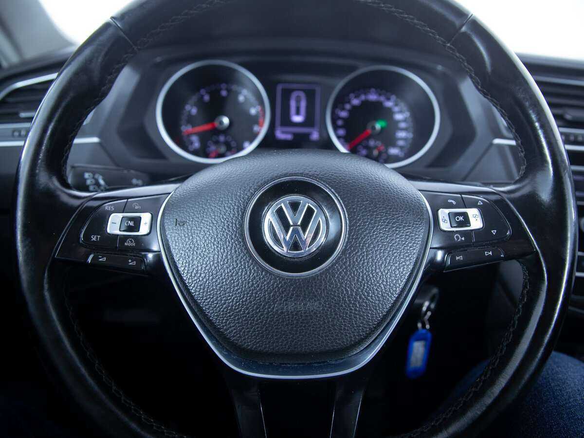 Volkswagen Tiguan с пробегом — 2018 год. Фото: #12