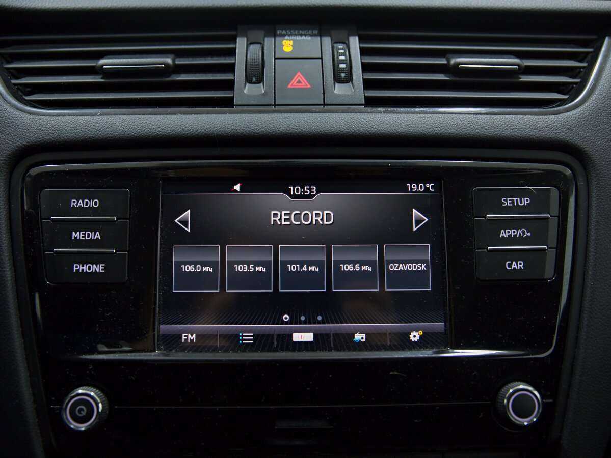 Skoda Octavia с пробегом — 2019 год. Фото: #6