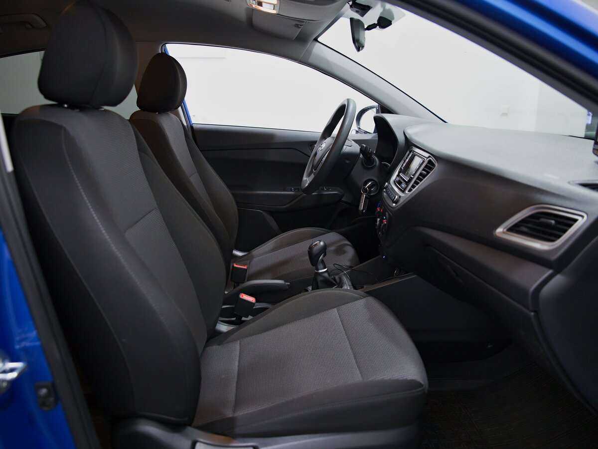 Hyundai Solaris с пробегом — 2021 год. Фото: #8