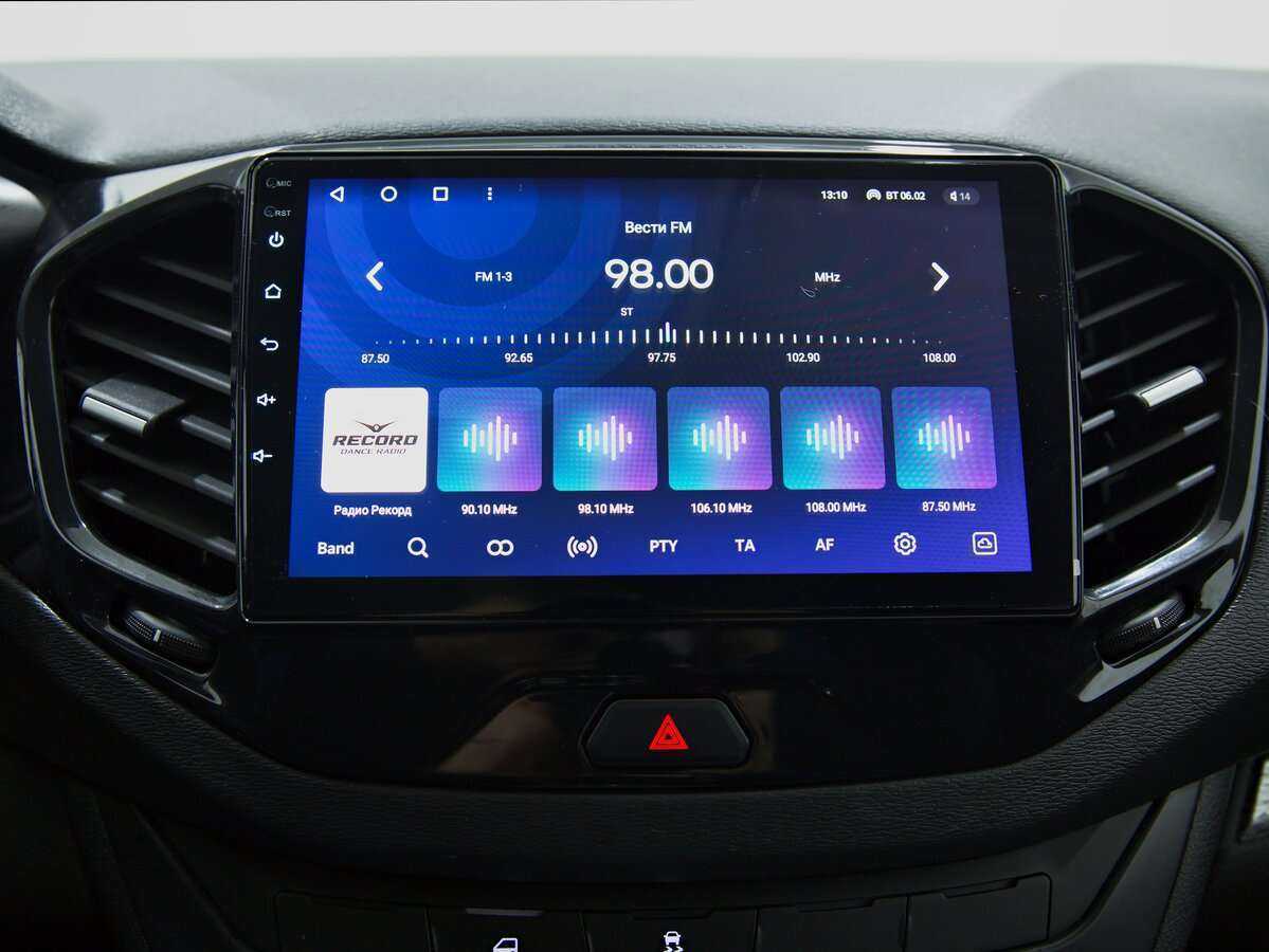 Lada (ВАЗ) Vesta с пробегом — 2022 год. Фото: #12