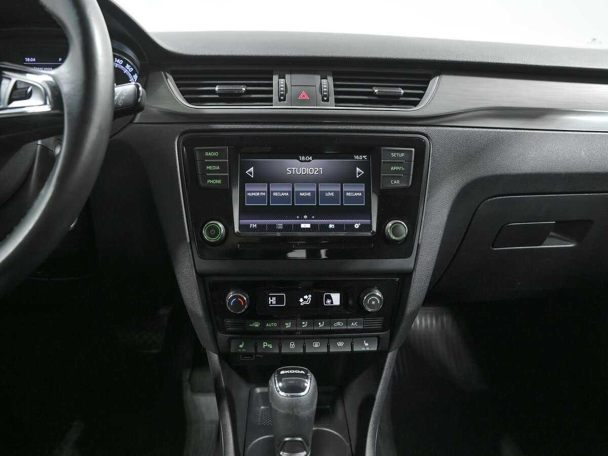 Skoda Rapid с пробегом — 2019 год. Фото: #8