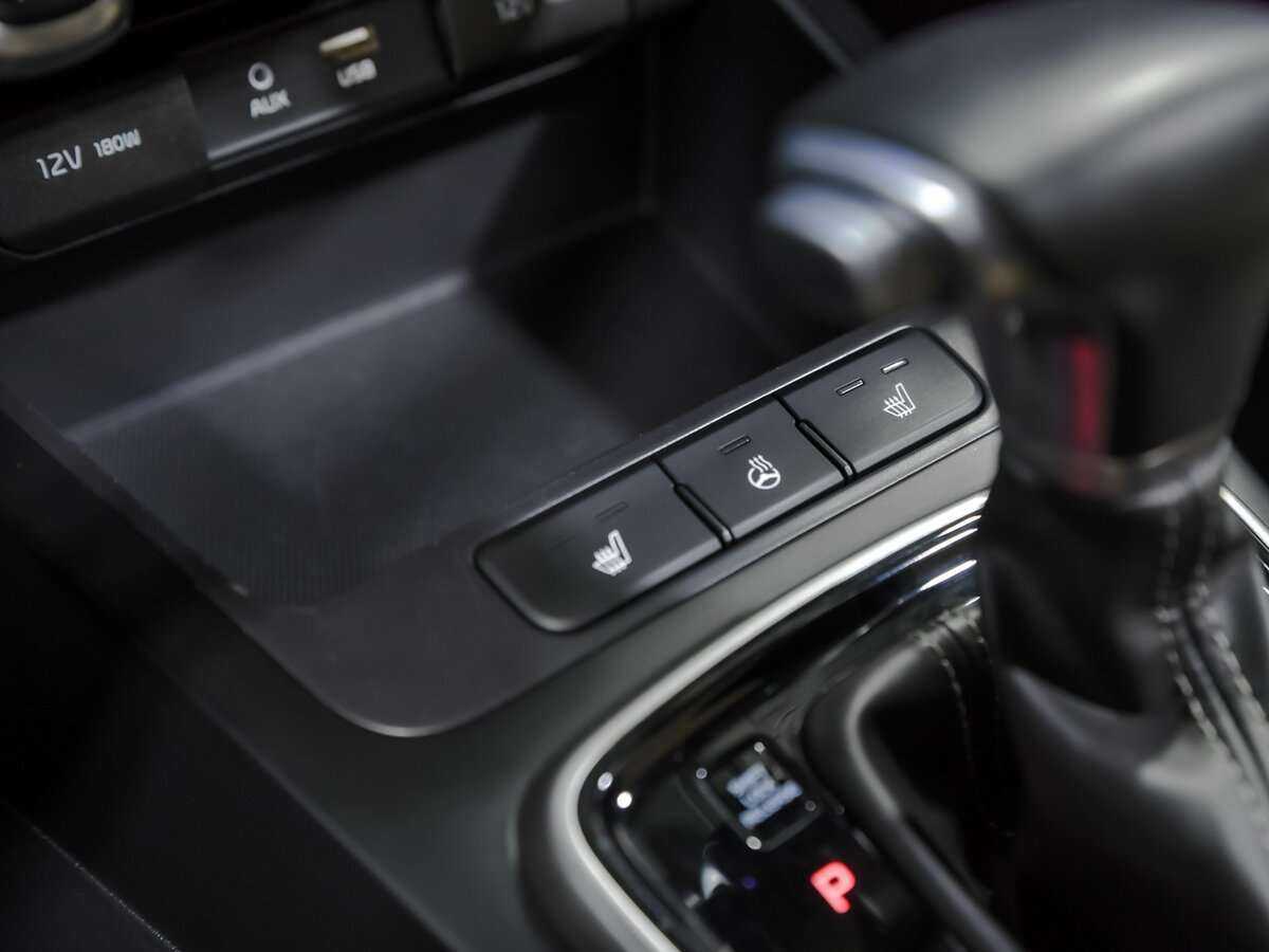 Kia Rio с пробегом — 2020 год. Фото: #10