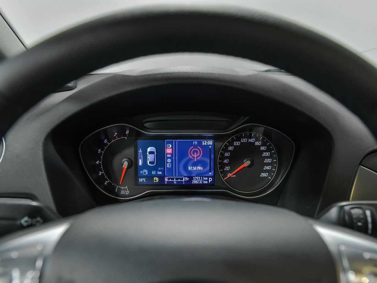 Ford Mondeo с пробегом — 2012 год. Фото: #6