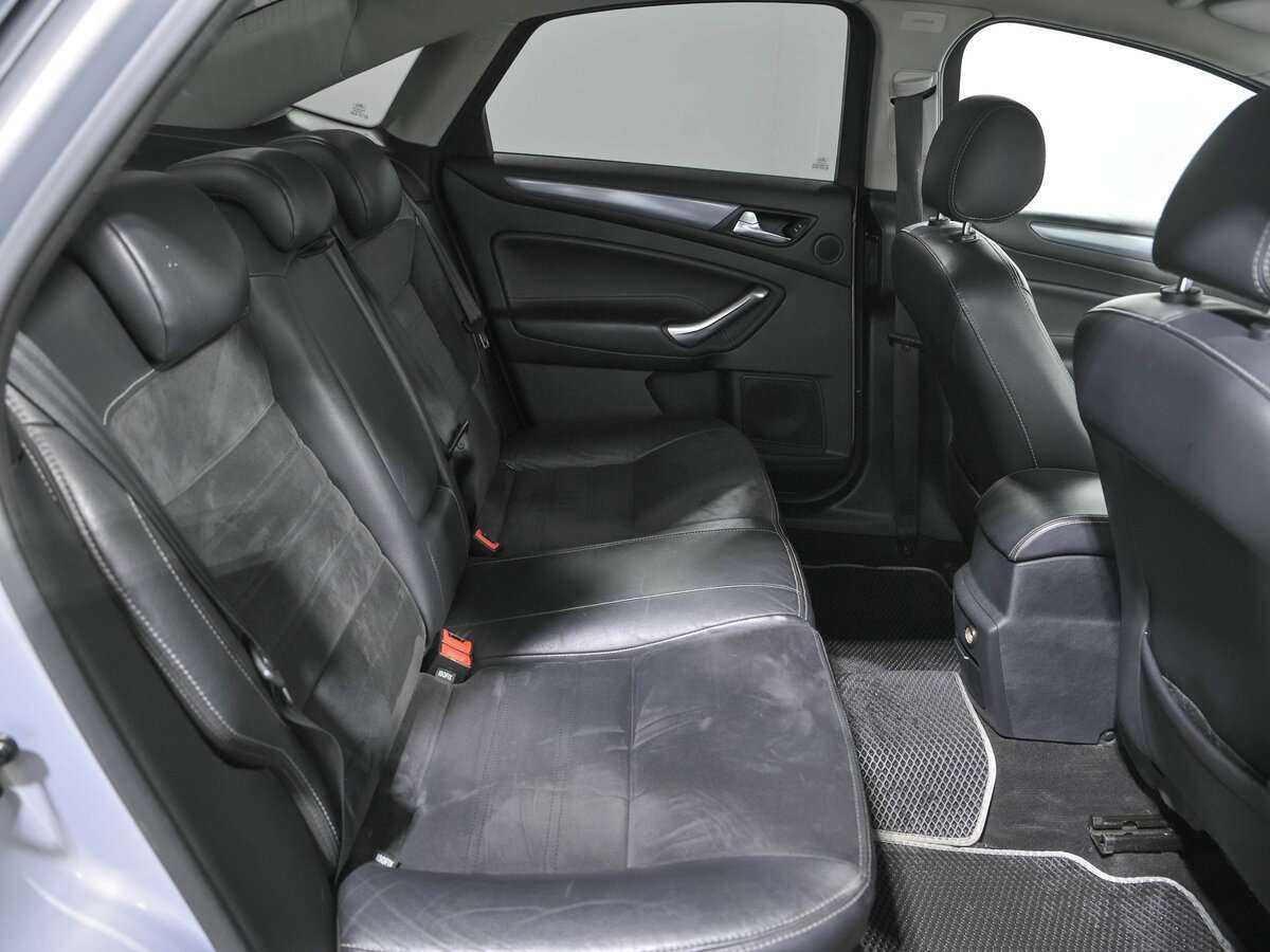 Ford Mondeo с пробегом — 2012 год. Фото: #14