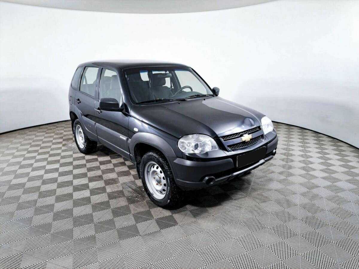 Chevrolet Niva с пробегом — 2018 год. Фото: #2