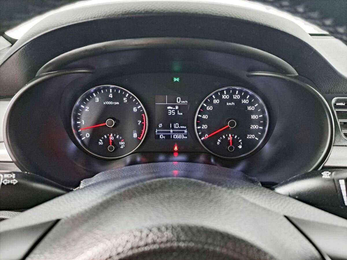Kia Rio с пробегом — 2017 год. Фото: #10