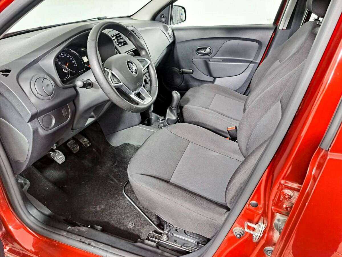 Renault Logan с пробегом — 2019 год. Фото: #13