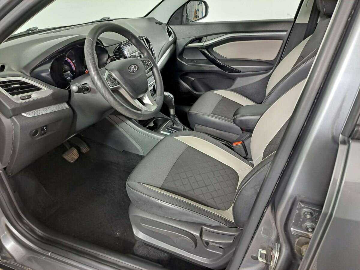 Lada (ВАЗ) Vesta с пробегом — 2021 год. Фото: #13