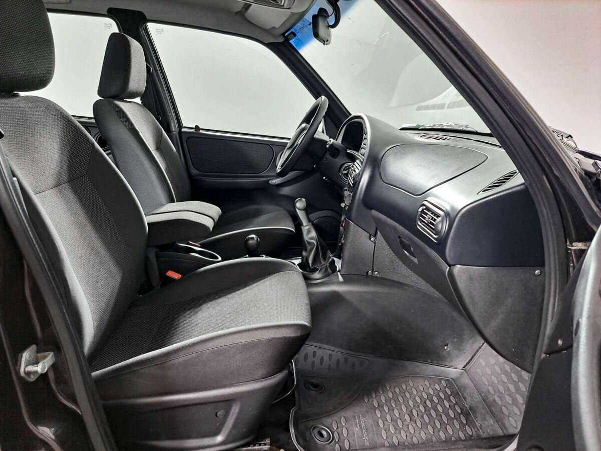 Chevrolet Niva с пробегом — 2016 год. Фото: #8