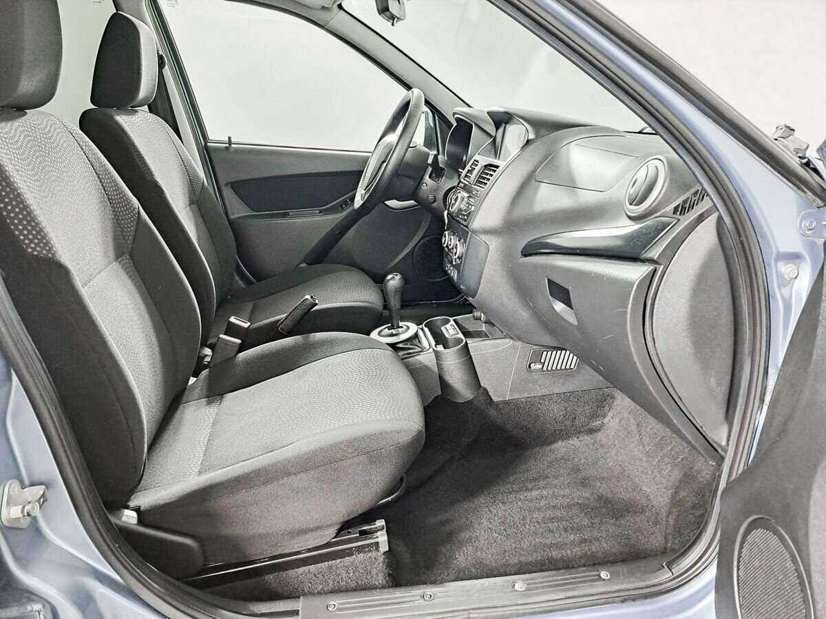 Lada (ВАЗ) Kalina с пробегом — 2016 год. Фото: #10