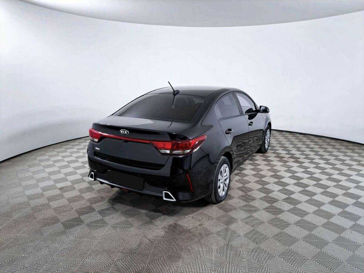Kia Rio с пробегом — 2021 год. Фото: #4