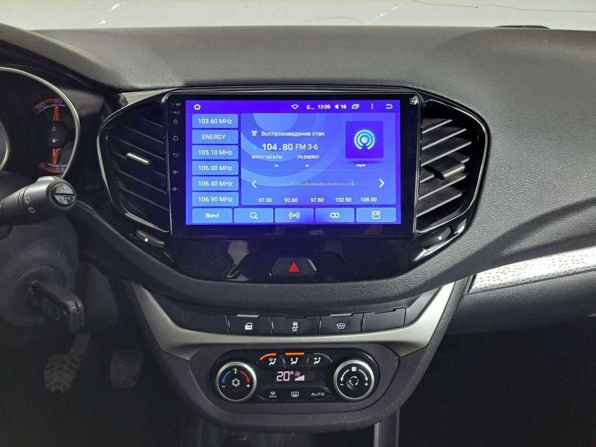 Lada (ВАЗ) Vesta с пробегом — 2018 год. Фото: #12