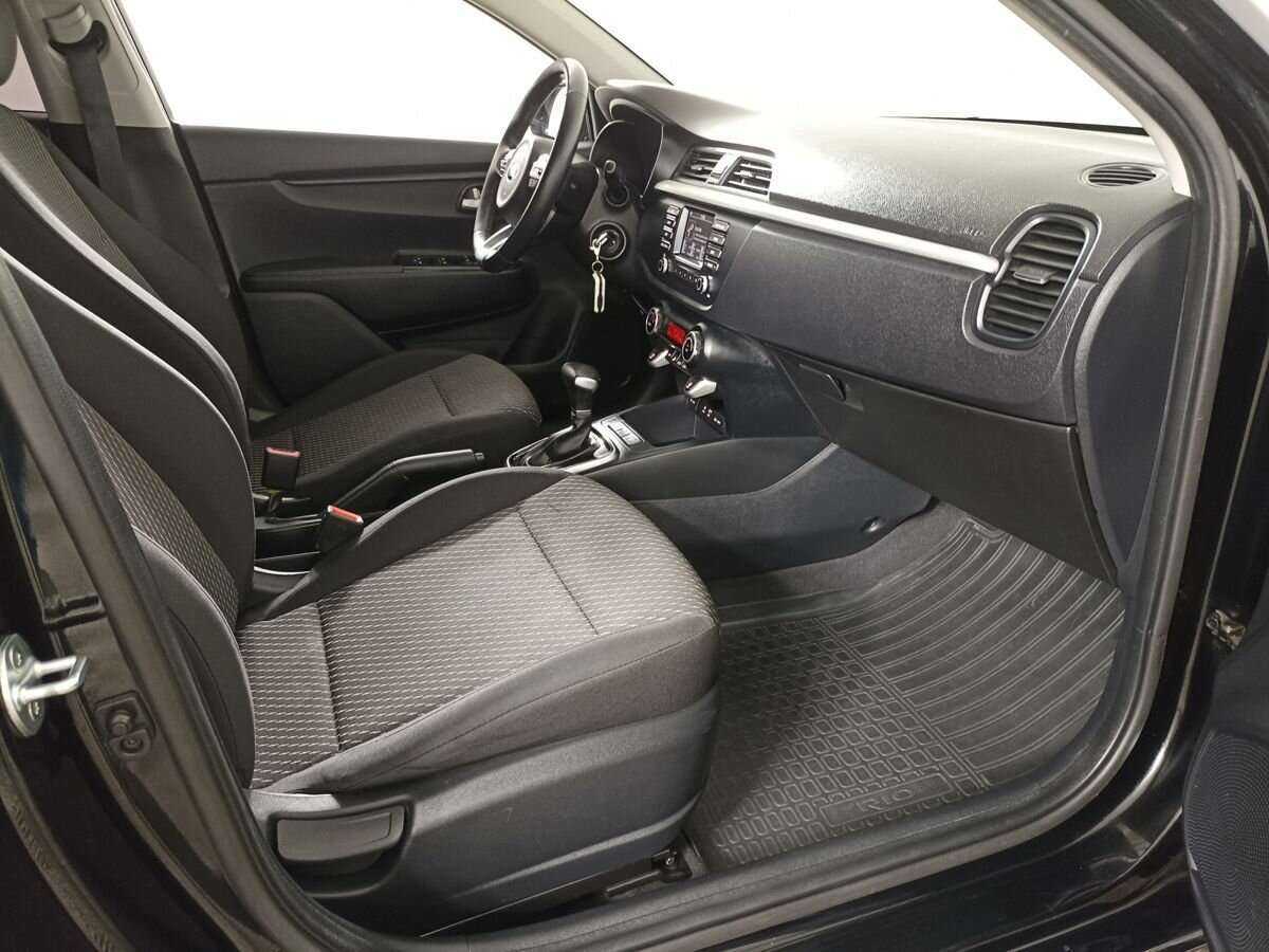 Kia Rio с пробегом — 2018 год. Фото: #10
