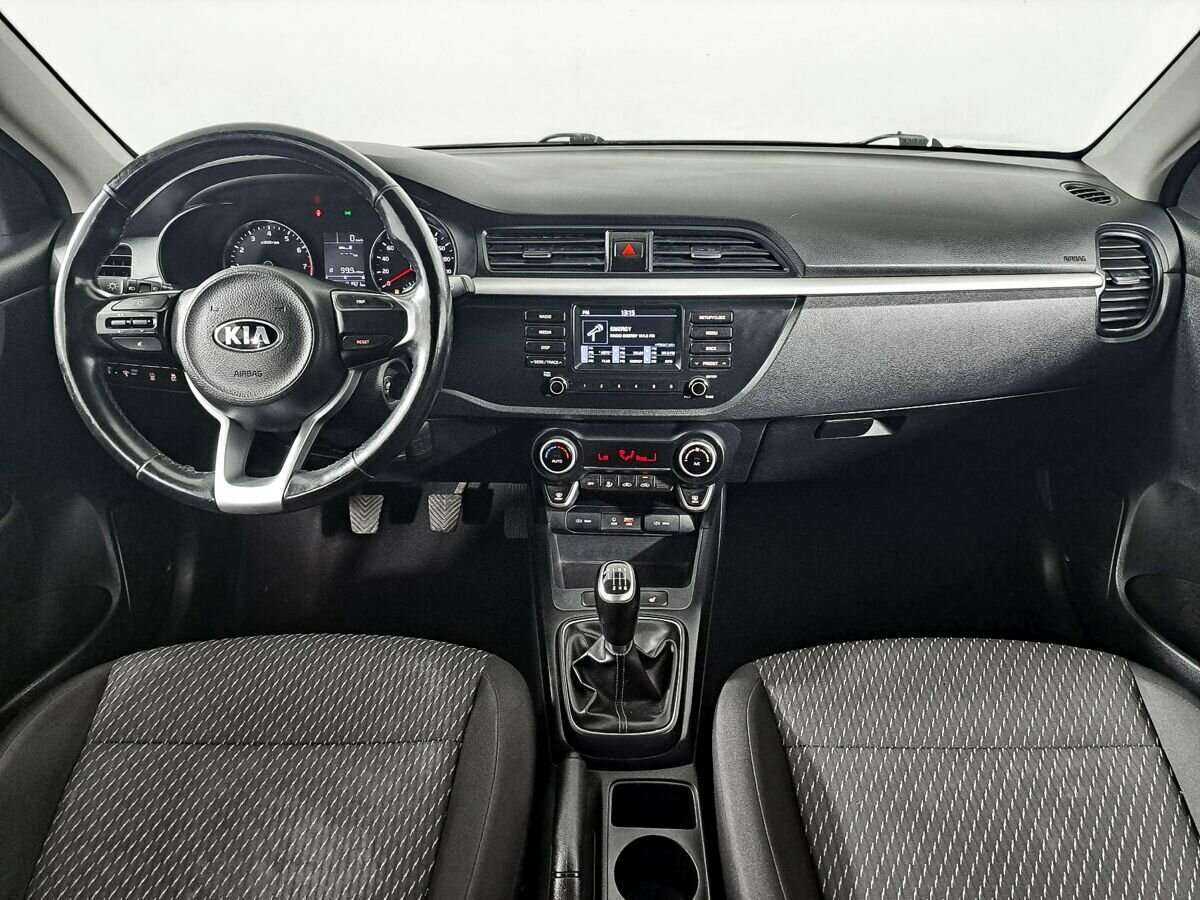 Kia Rio с пробегом — 2017 год. Фото: #11