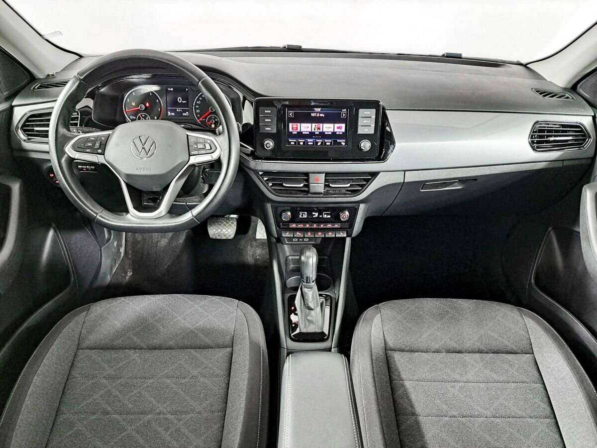 Volkswagen Polo с пробегом — 2022 год. Фото: #11