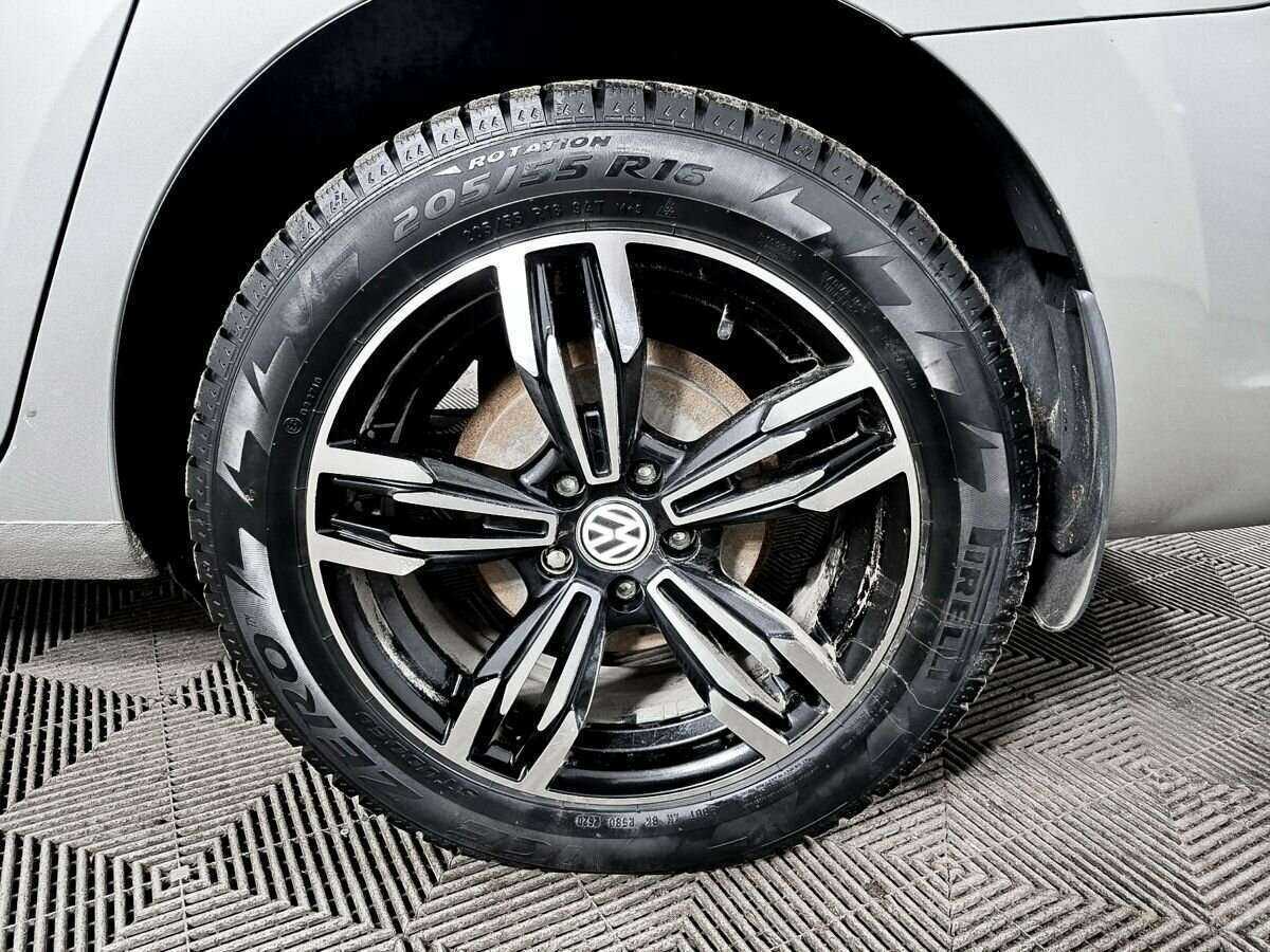 Volkswagen Polo с пробегом — 2020 год. Фото: #17