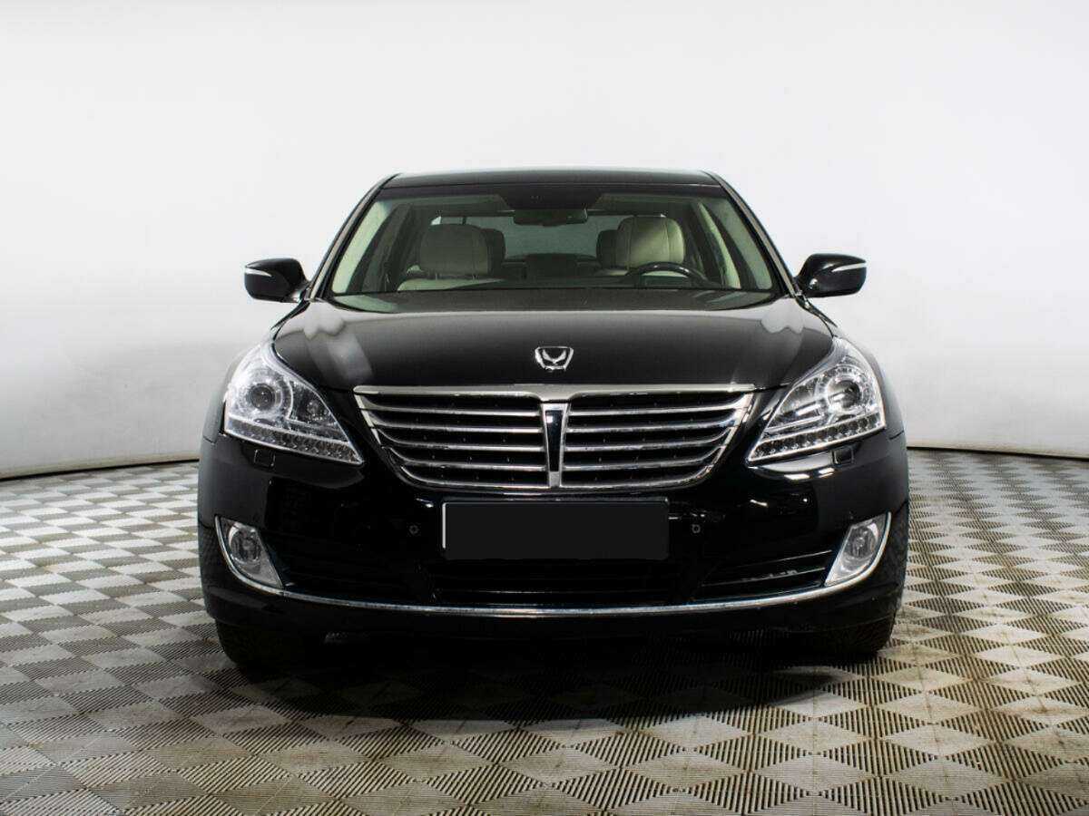 Hyundai Equus с пробегом — 2013 год. Фото: #1
