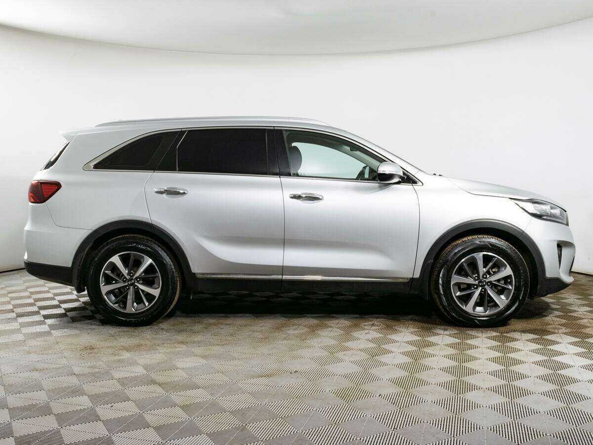 Kia Sorento с пробегом — 2019 год. Фото: #3